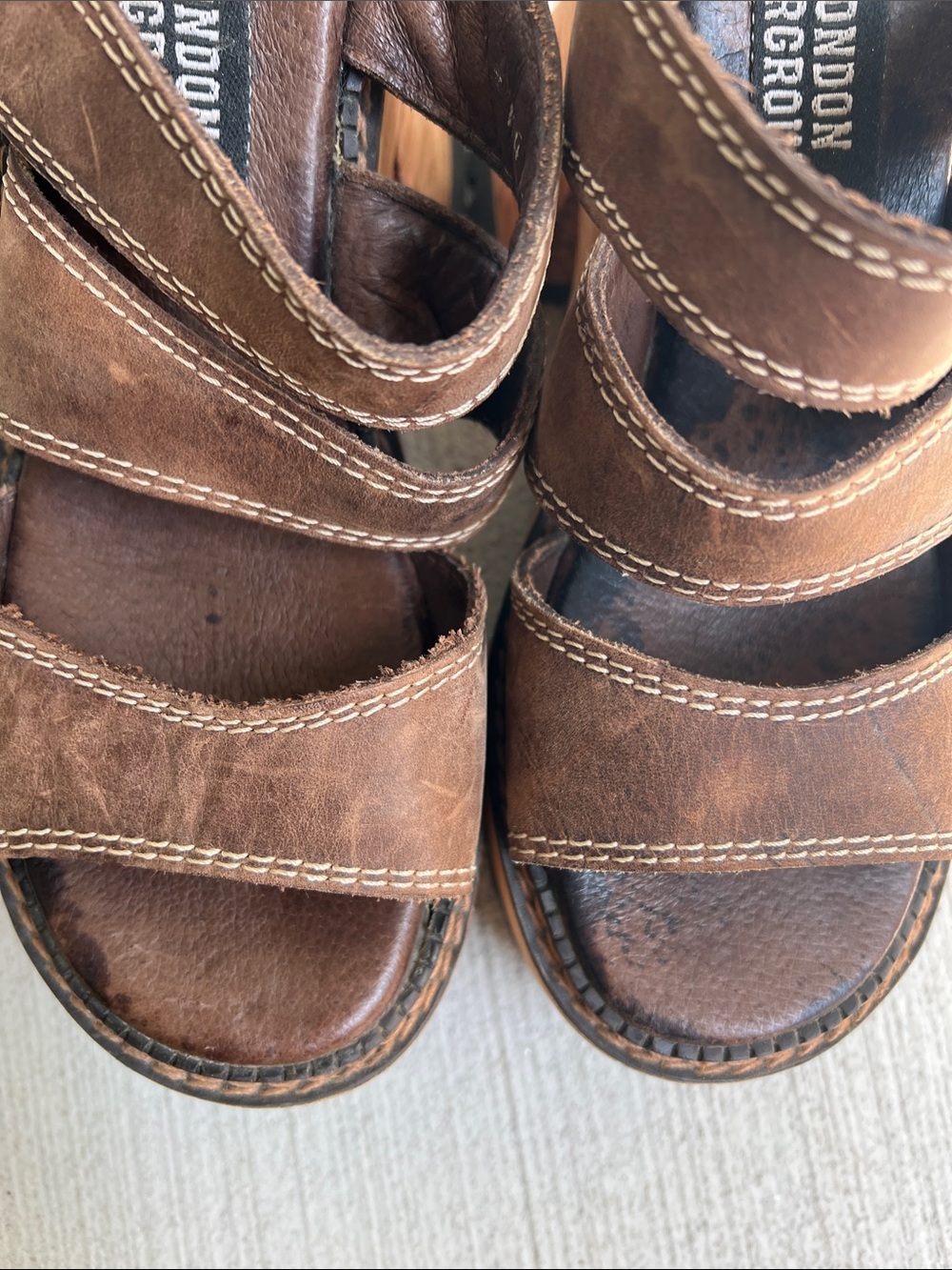 London Underground Y2K Vintage Brown Leather Strappy platform Wooden Sandals - Picture 8 of 13
